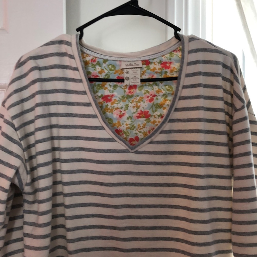 MJ striped quarter length sweatshirt